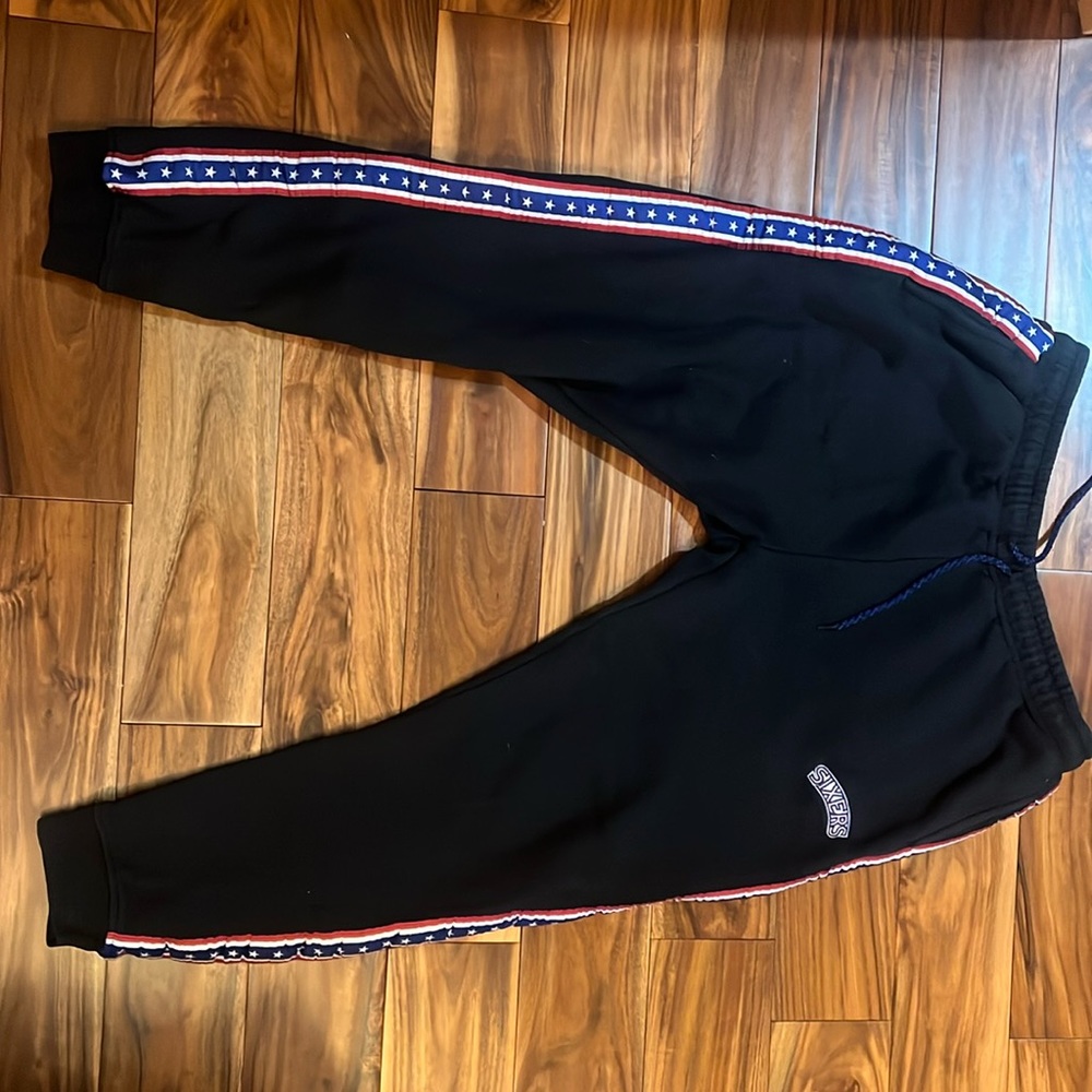 Mitchell & Ness 76ers sweatpants